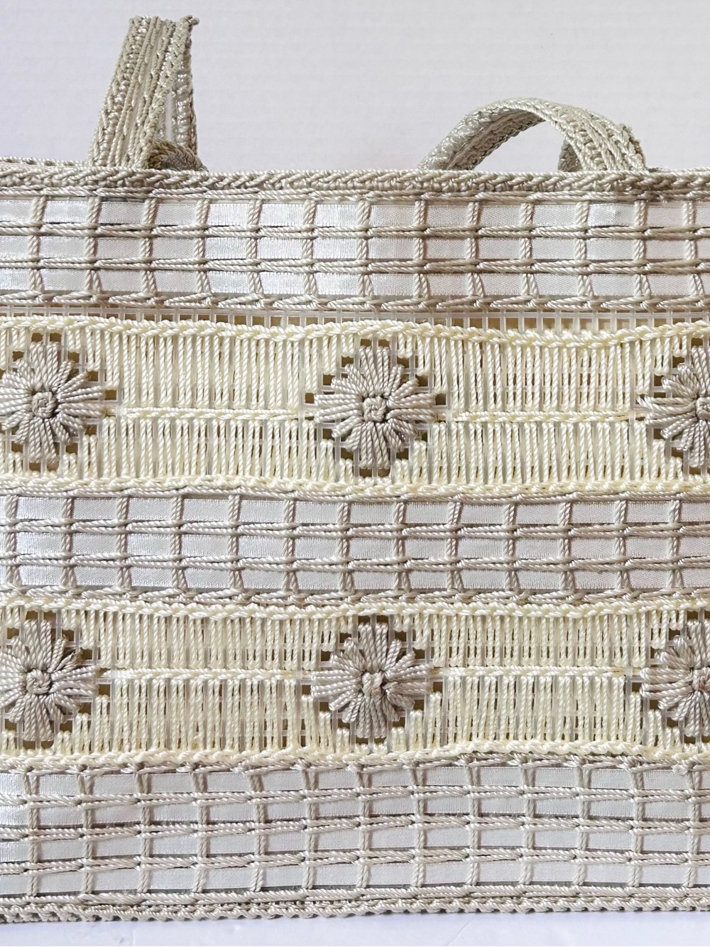 Vintage Gunne Sax woven Handbag geometric pattern and floral embroidery.